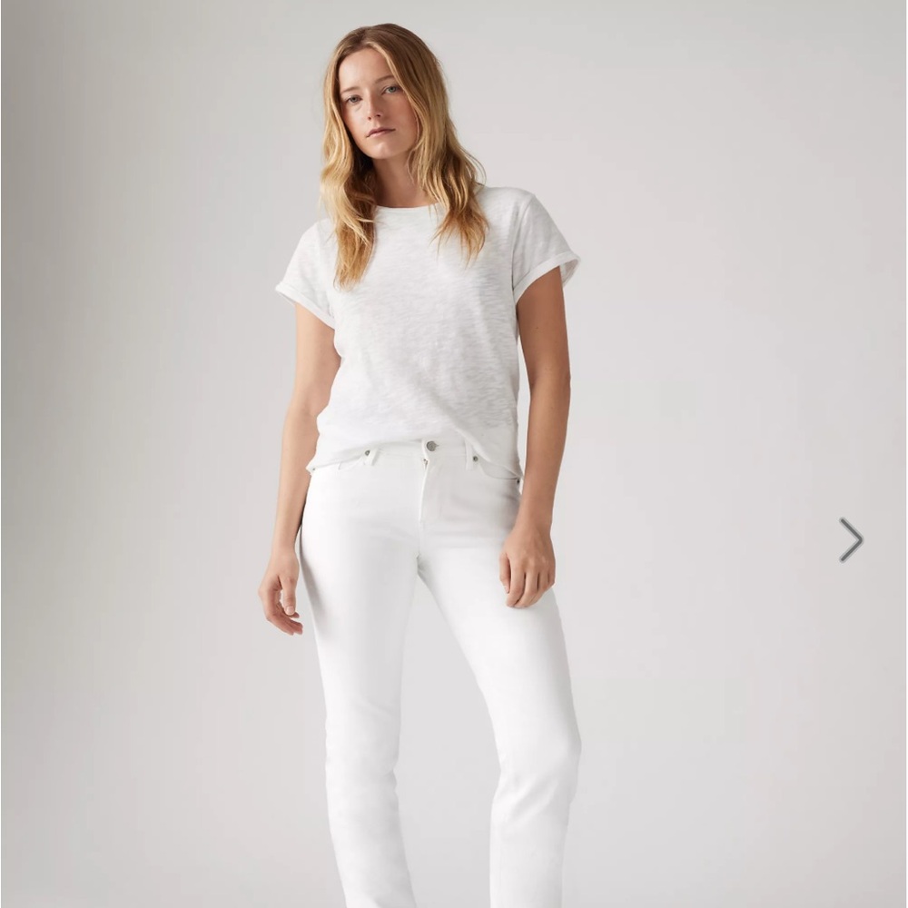 Levi's Women's Straight Leg White Jeans